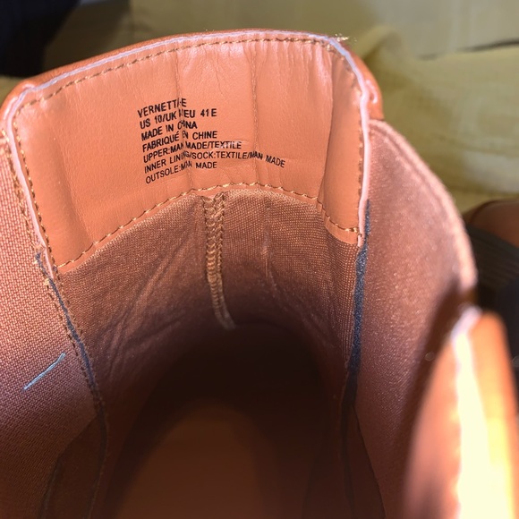 WORN ONCE! JustFab wide calf Chelsea boot - Picture 4 of 5